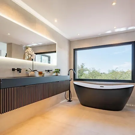 Elviria - Ultimate Luxury * Marbella